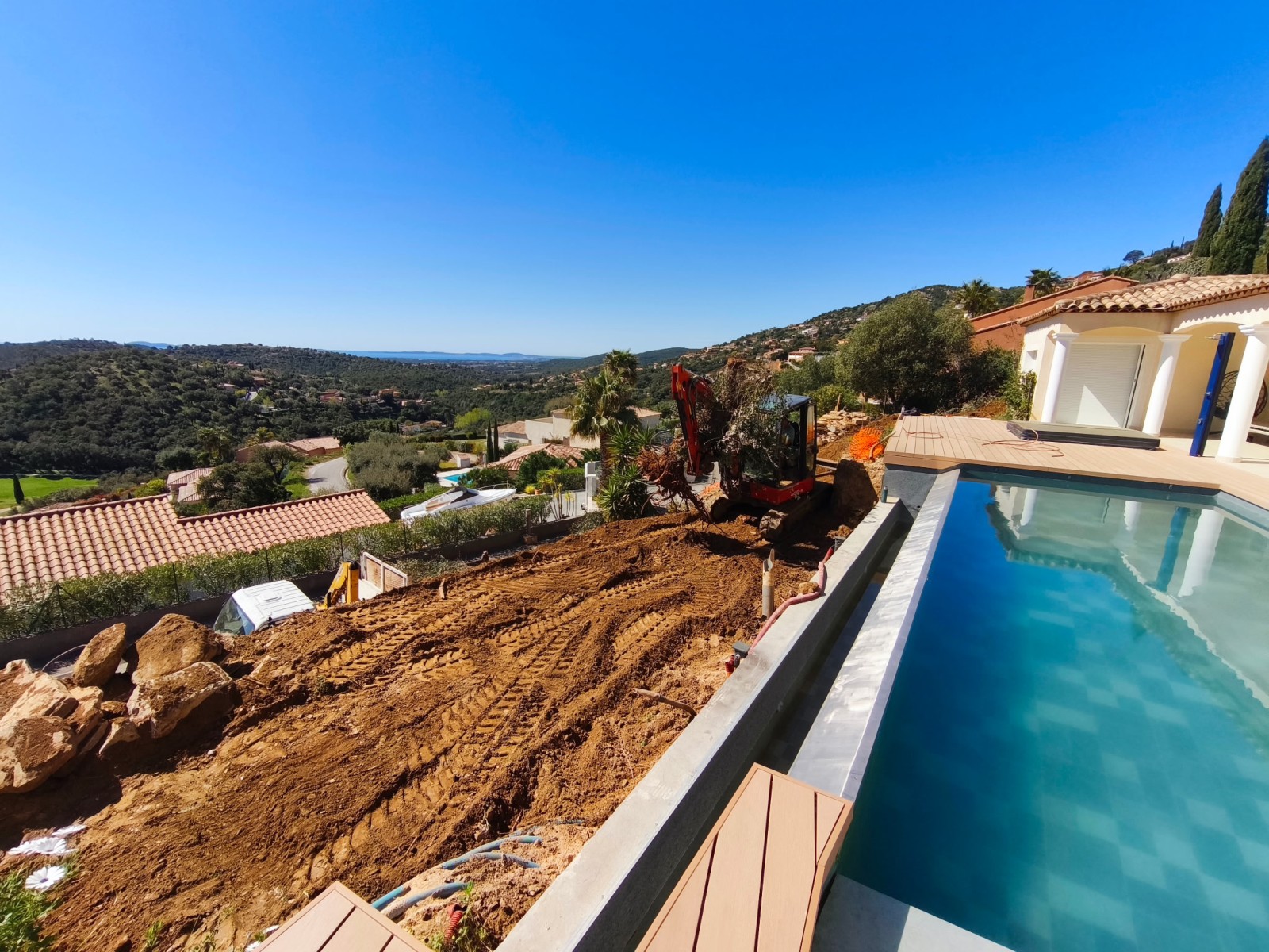 Aménagement paysager et murets en pierres sèches – La Londe-les-Maures (Var)