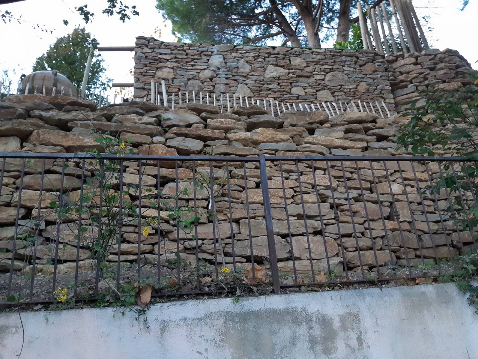 cherche maçon au noir