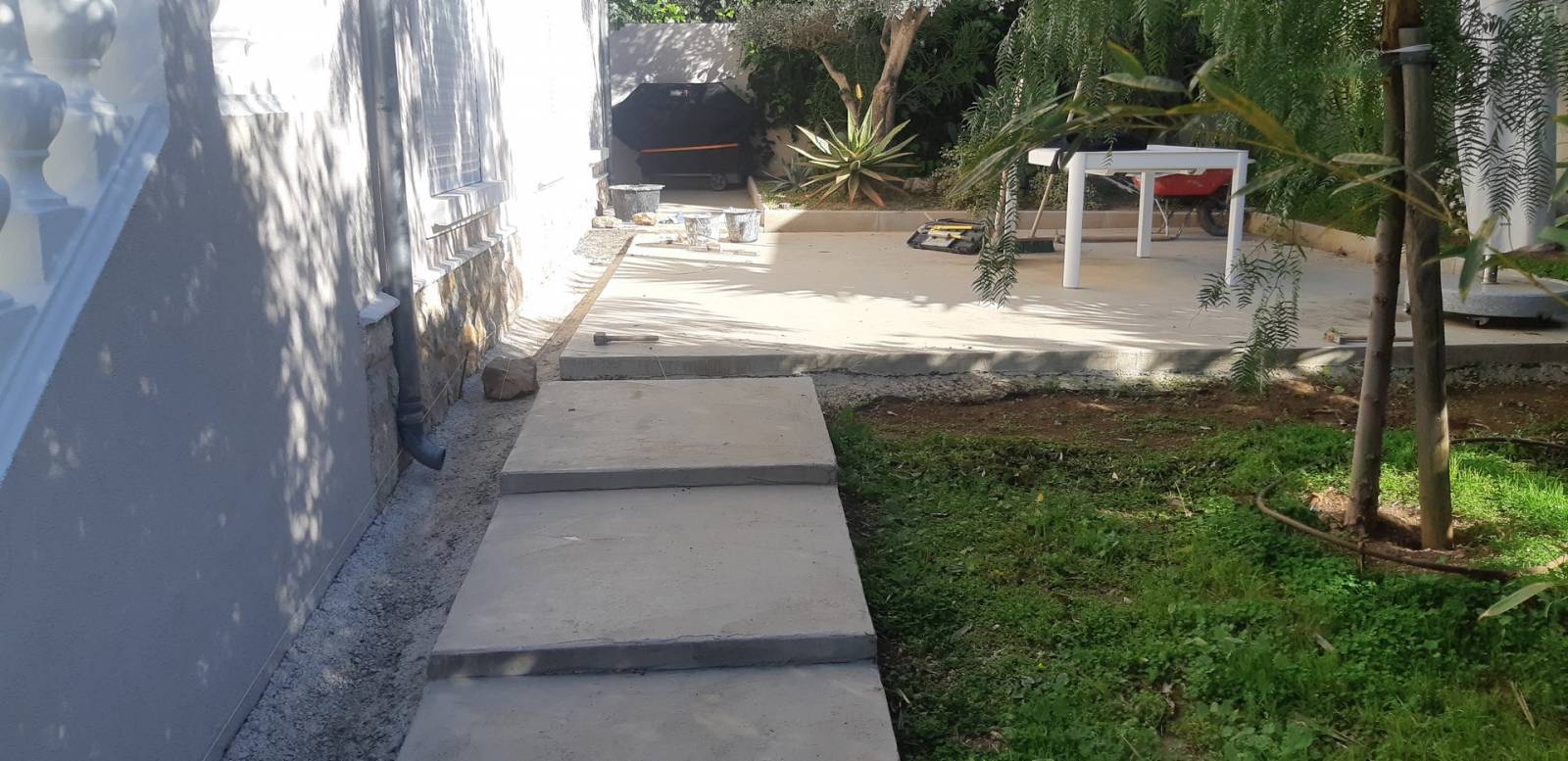 Création d' une Calade en galets sur Toulon dans le Var