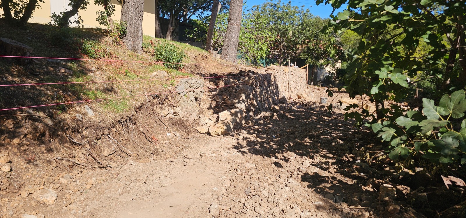 Création Muret en Création murets pierres, sèches sur Toulon.