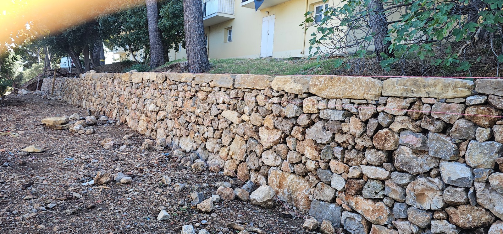 Vente de pierre d' Ollioules