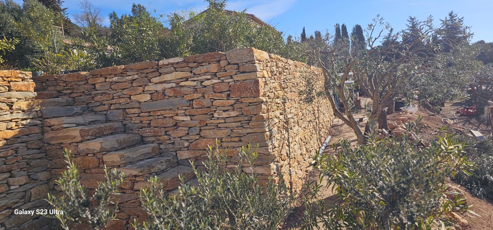 visite 2 ans après, sur une création de mur en pierres sèches à Ollioules