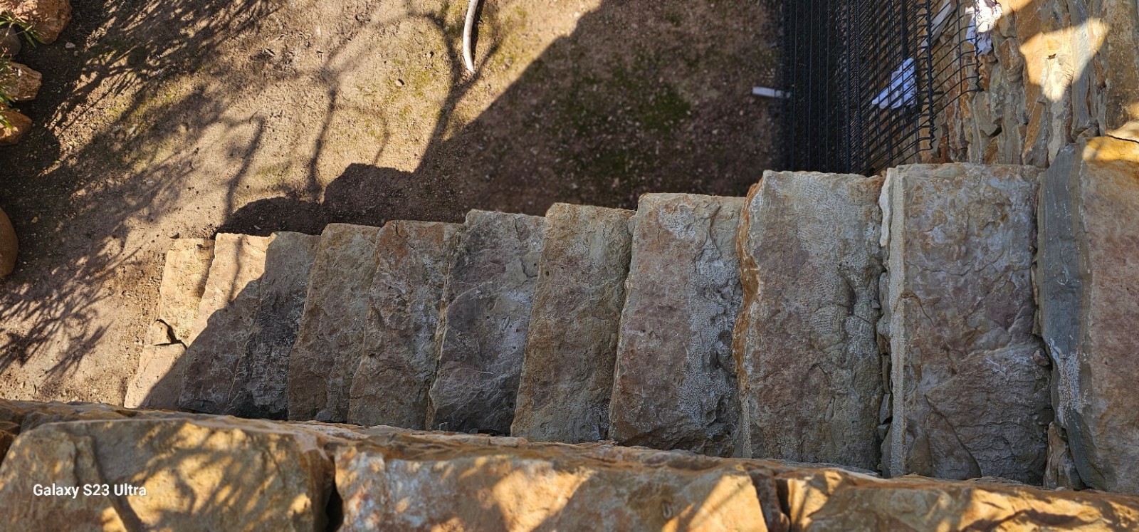 visite 2 ans après, sur une création de mur en pierres sèches à Ollioules