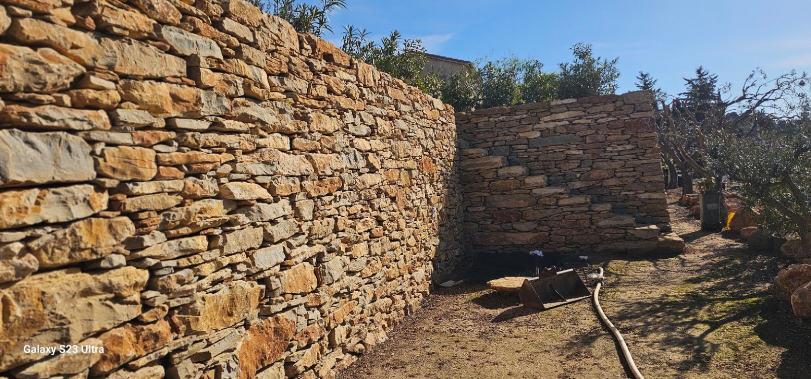 visite 2 ans après, sur une création de mur en pierres sèches à Ollioules