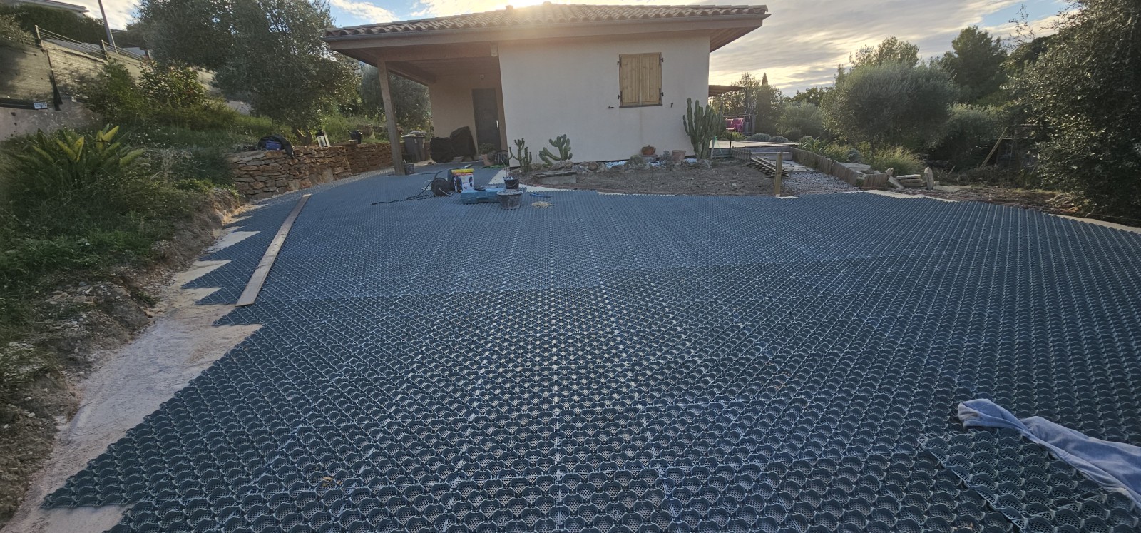 Créations d'un parking drainant sur la commune d Ollioules