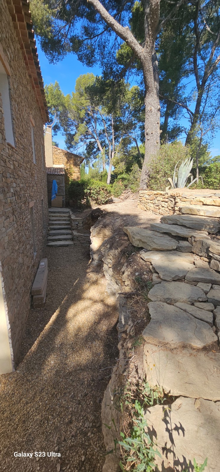 Création murets en pierres sèches sur La Cadiere d'azur
