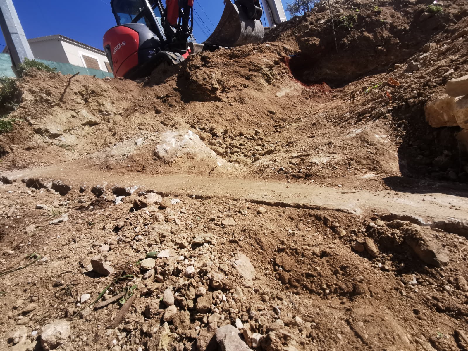 terrassement paysager pour la création murets en pierres sèches à Ollioules