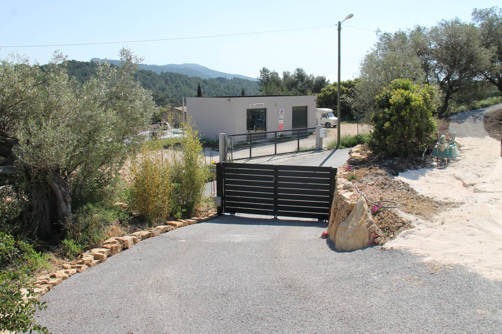 mur en pierres sur Bandol