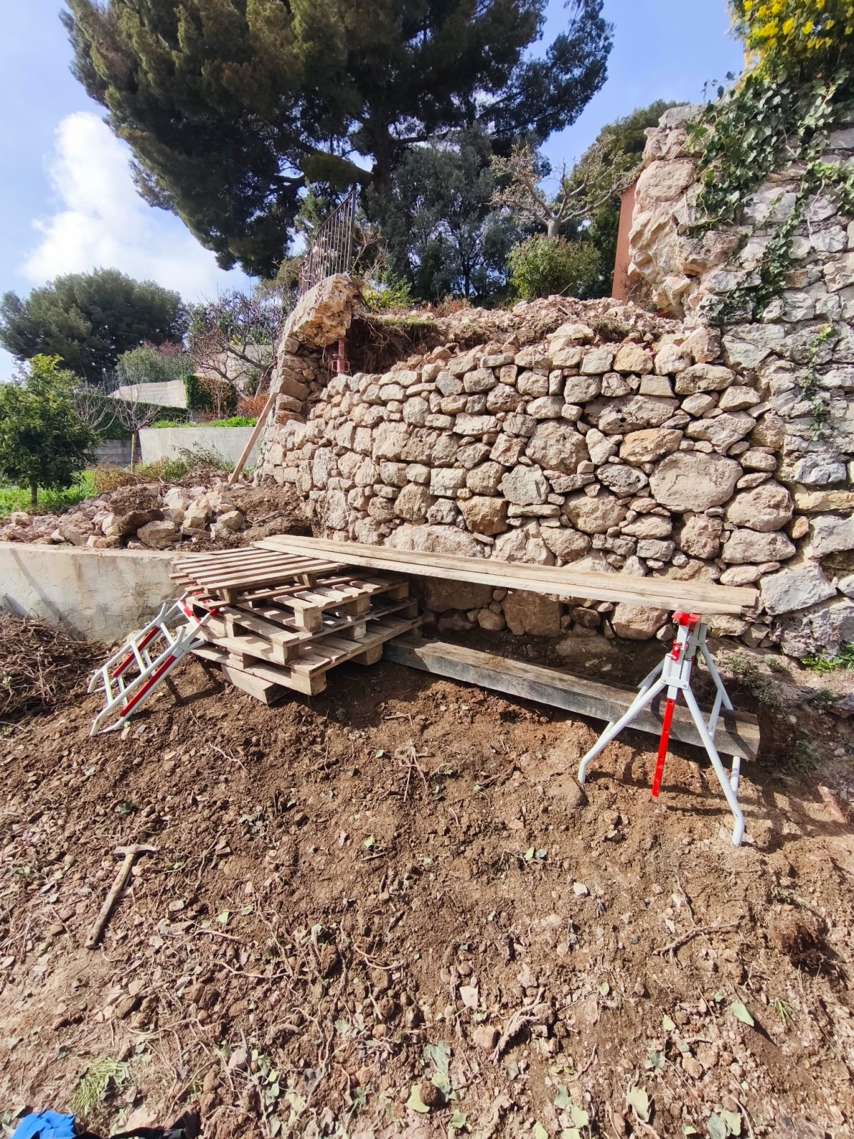 pierres sèches à Ollioules