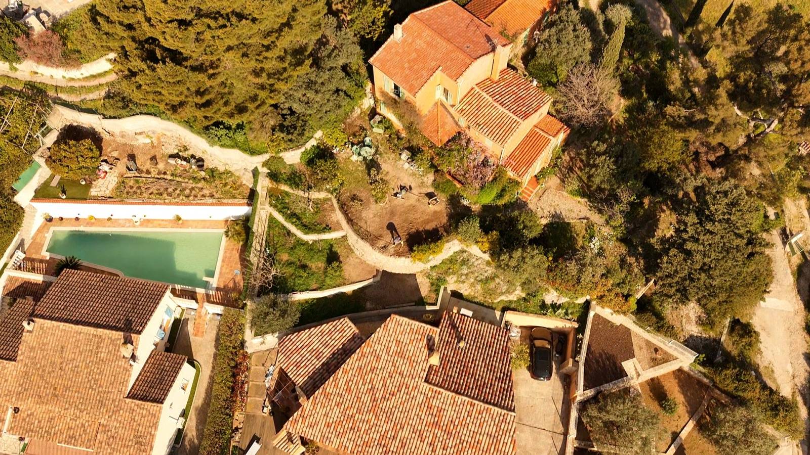 reconstruction d un muret en pierres sèches à Ollioules