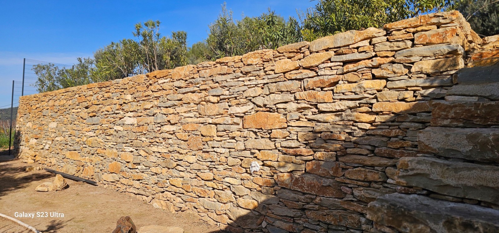 visite 2 ans après, sur une création de mur en pierres sèches à Ollioules