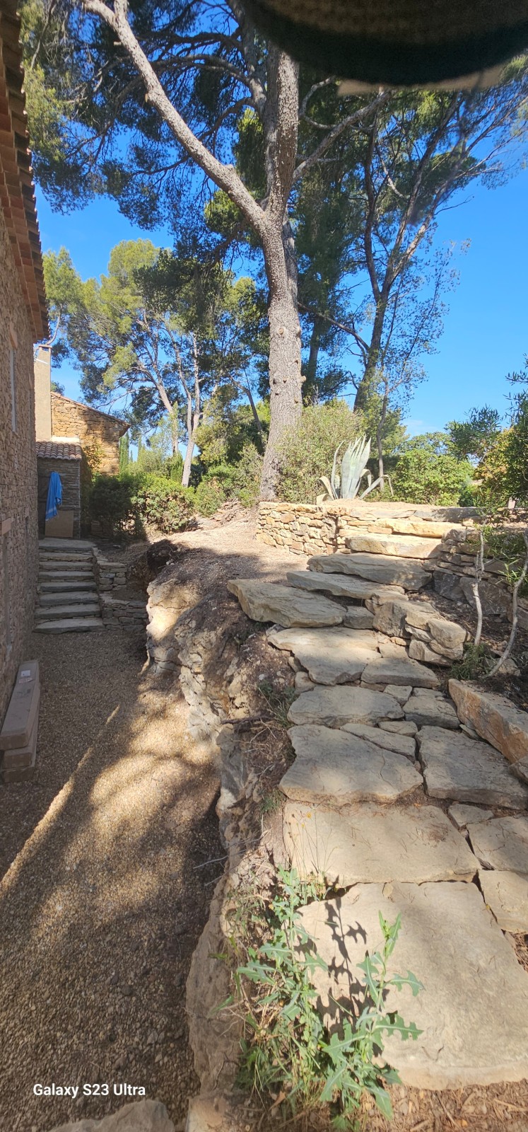 Création murets en pierres sèches sur La Cadiere d'azur
