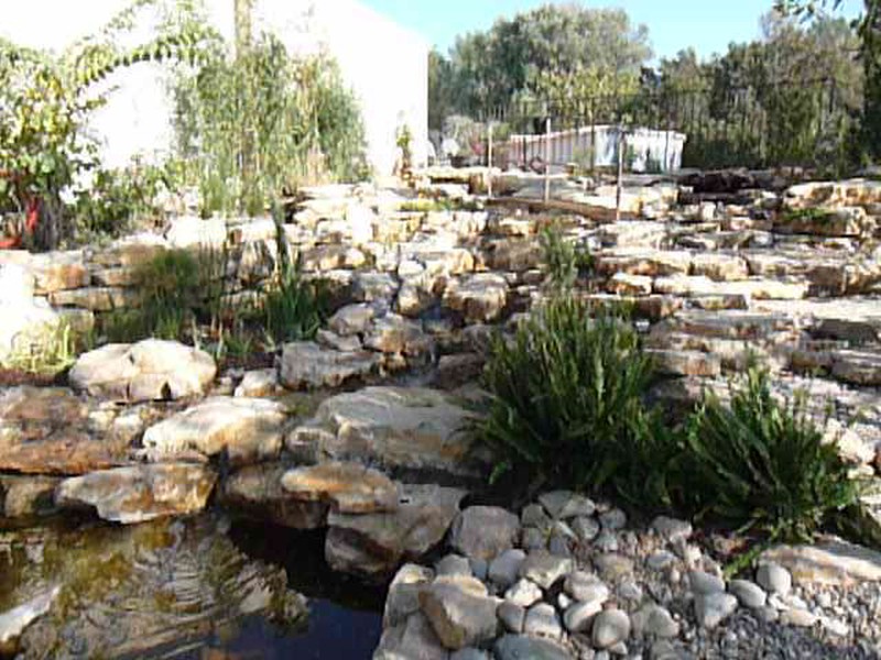 LAGUNE pour une cascade sur le var à la cadieres d' azur