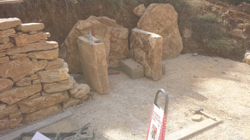 création unique d' un barbecue sur Mazaugue en région PACA