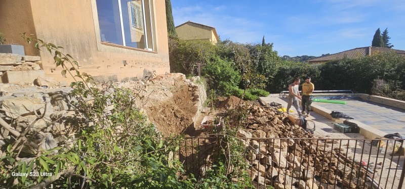 reconstruction d un mur en pierres