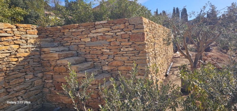 visite 2 ans après, sur une création de mur en pierres sèches à Ollioules