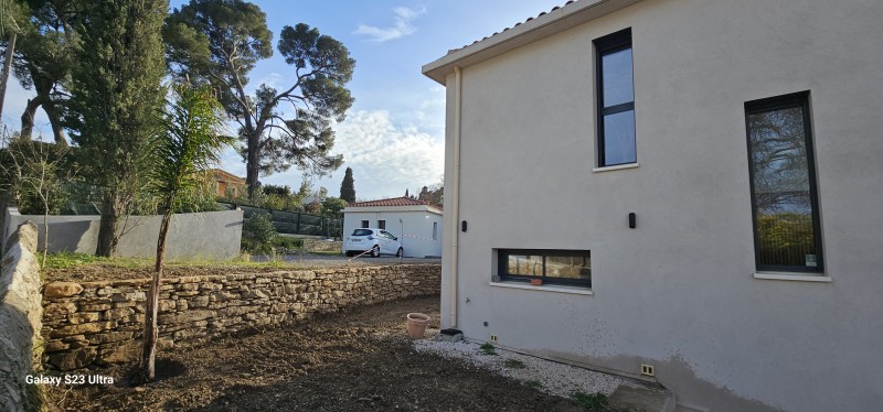 création d un muret en pierres sèches sur Toulon