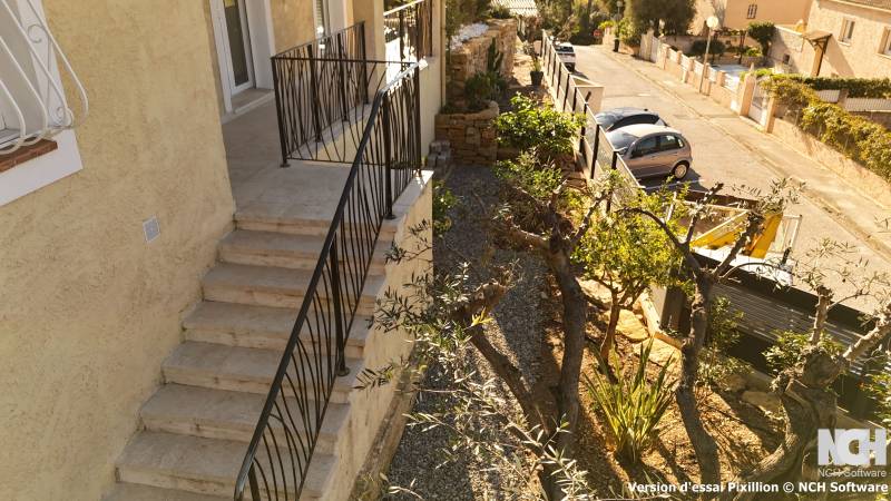 Création en fer forgé d' un garde corp