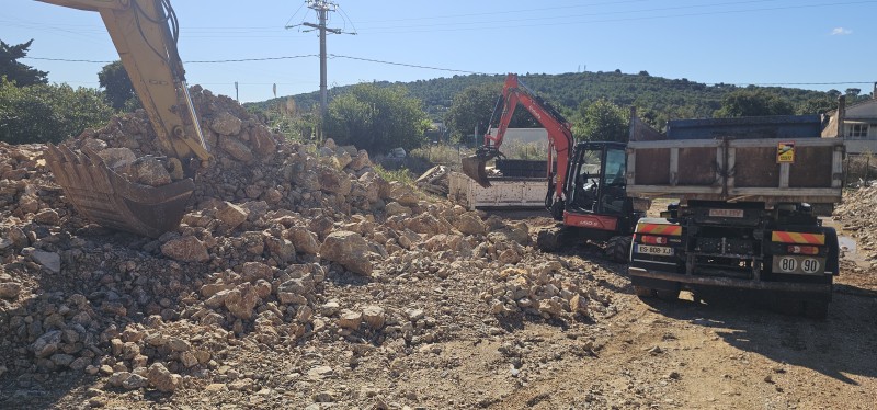 Vente de pierre d' Ollioules