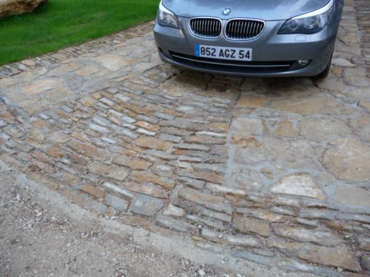 Callade pour parking voiture à la cadière d'Azur